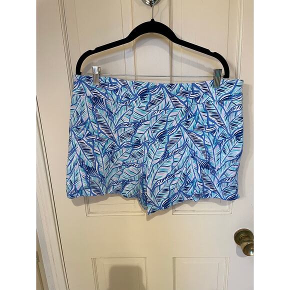 Lilly Pulitzer EUC Makenna Ponte Short- Let's Mango Size 14. - Picture 3 of 6
